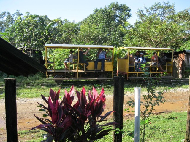Foto: tren turístico - La Unión (Atlántida), Honduras