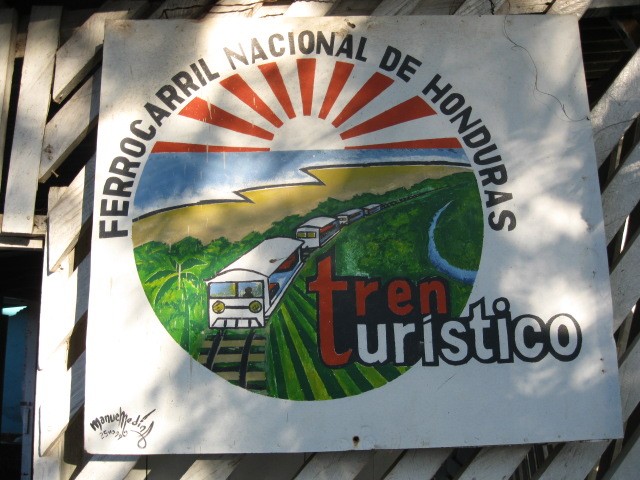 Foto: salida del tren turístico - La Unión (Atlántida), Honduras