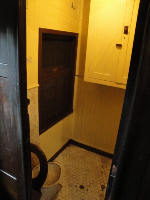 Foto: coche antiguo - Remedios de Escalada (Buenos Aires), Argentina