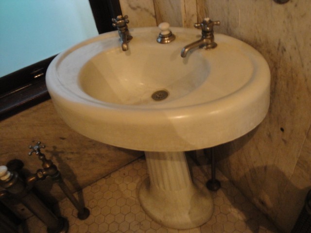 Foto: coche antiguo - Remedios de Escalada (Buenos Aires), Argentina