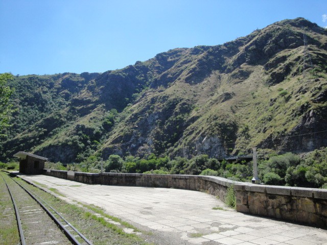 Foto: Apeadero Dique San Roque, FC Belgrano - Dique San Roque (Córdoba), Argentina