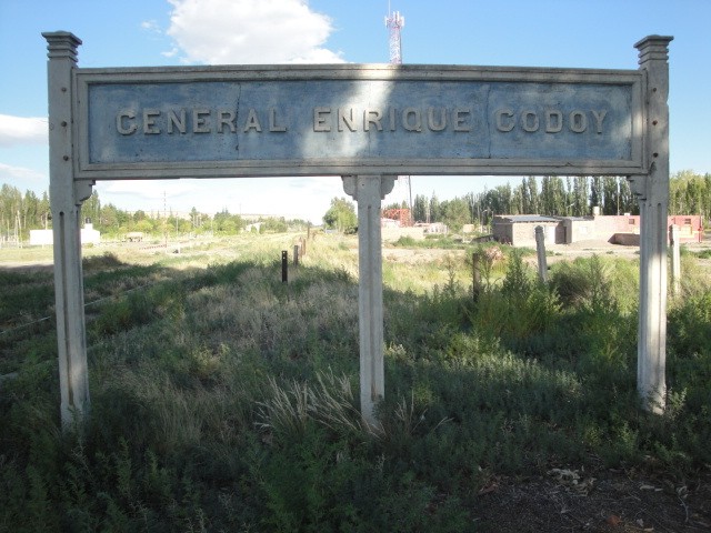 Foto: estación General Enrique Godoy, FC Roca - General Enrique Godoy (Río Negro), Argentina