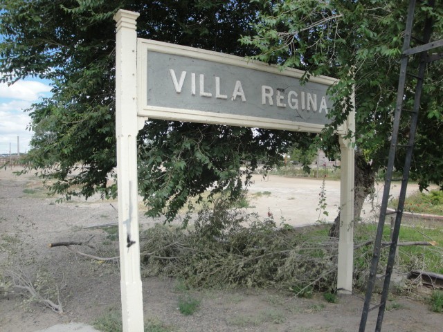 Foto: estación Villa Regina, FC Roca - Villa Regina (Río Negro), Argentina