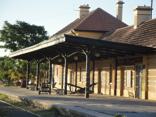 Foto: estación Fuerte General Roca, FC Roca - General Roca (Río Negro), Argentina