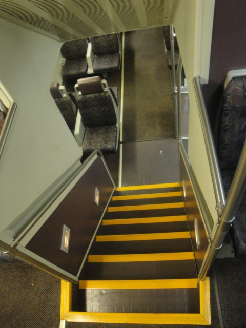 Foto: tren de Metrolink - San Bernardino (California), Estados Unidos