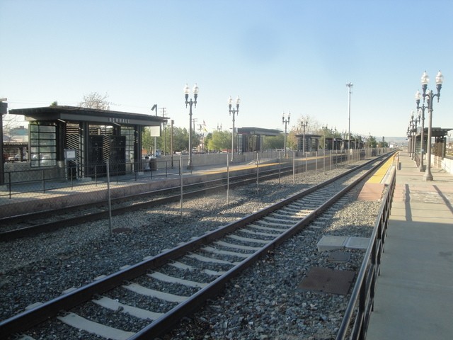 Foto: estación Newhall - Santa Clarita (California), Estados Unidos