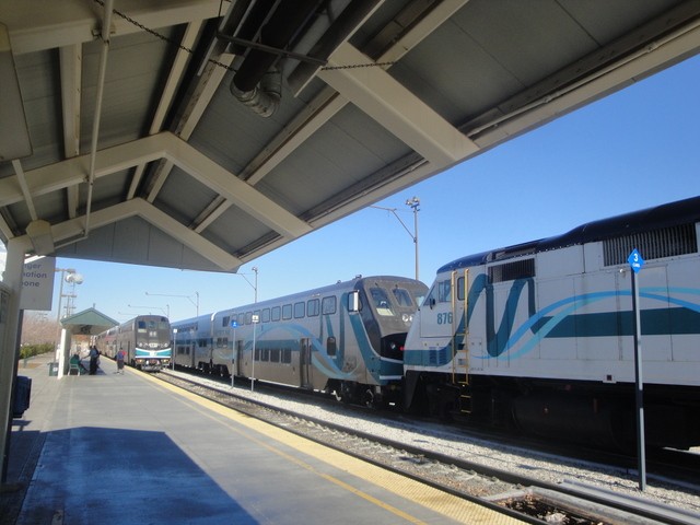 Foto: trenes de Metrolink en estación Lancaster - Lancaster (California), Estados Unidos