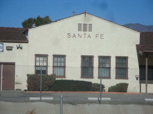 Foto: antigua estación del Atchison, Topeka & Santa Fe - Pomona (California), Estados Unidos