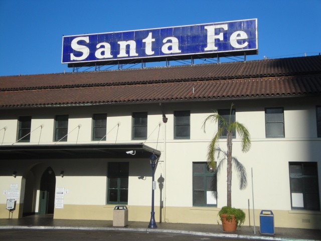 Foto: estación con sol mañanero - San Diego (California), Estados Unidos