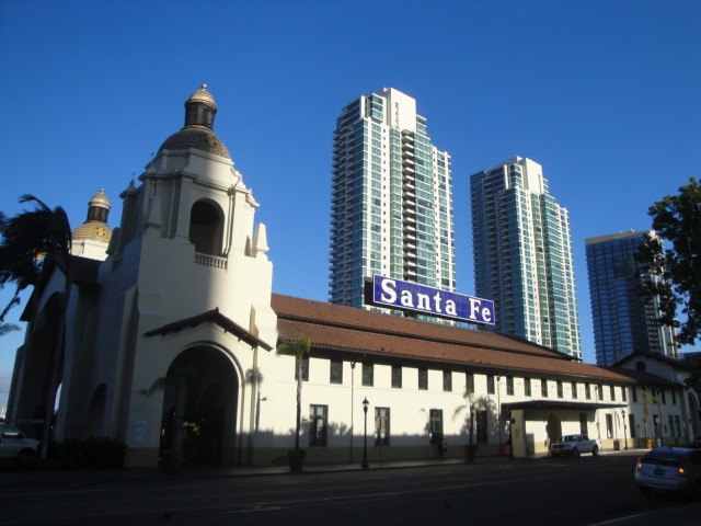 Foto: estación con sol mañanero - San Diego (California), Estados Unidos