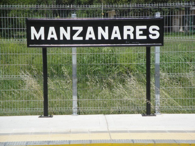 Foto: estación del FC San Martín - Manzanares (Buenos Aires), Argentina
