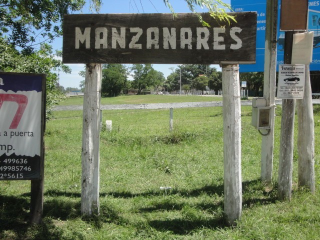 Foto: estación del FC San Martín - Manzanares (Buenos Aires), Argentina