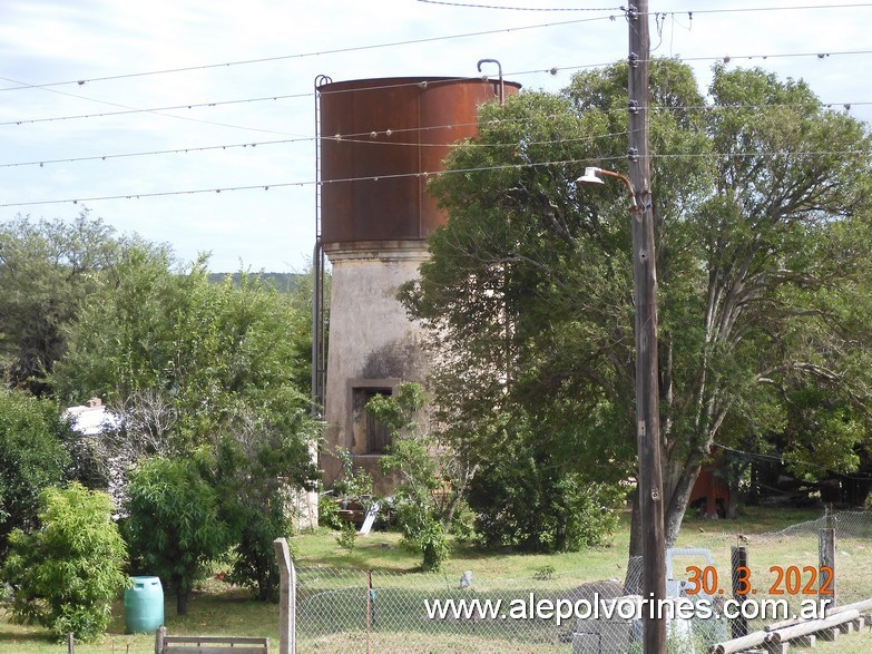 Foto: Estacion Macha - Tanque - Macha (Córdoba), Argentina