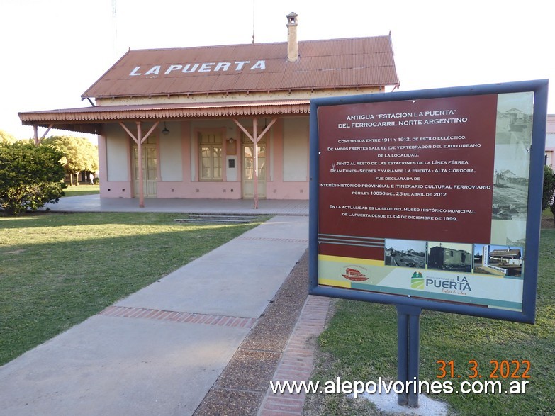 Foto: Estacion La Puerta - La Puerta (Córdoba), Argentina