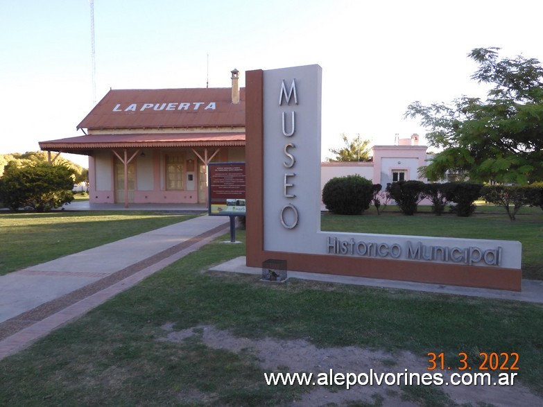 Foto: Estacion La Puerta - La Puerta (Córdoba), Argentina