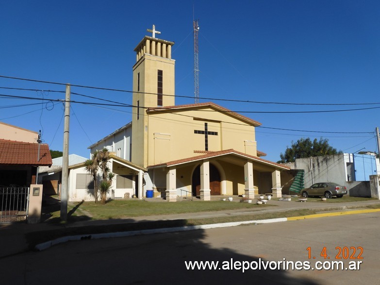 Foto: Colonia Marina - Iglesia - Colonia Marina (Córdoba), Argentina