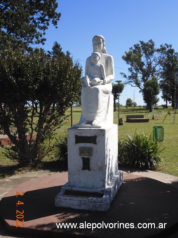 Foto: Nuevo Torino - Monumento a la Madre - Nuevo Torino (Santa Fe), Argentina