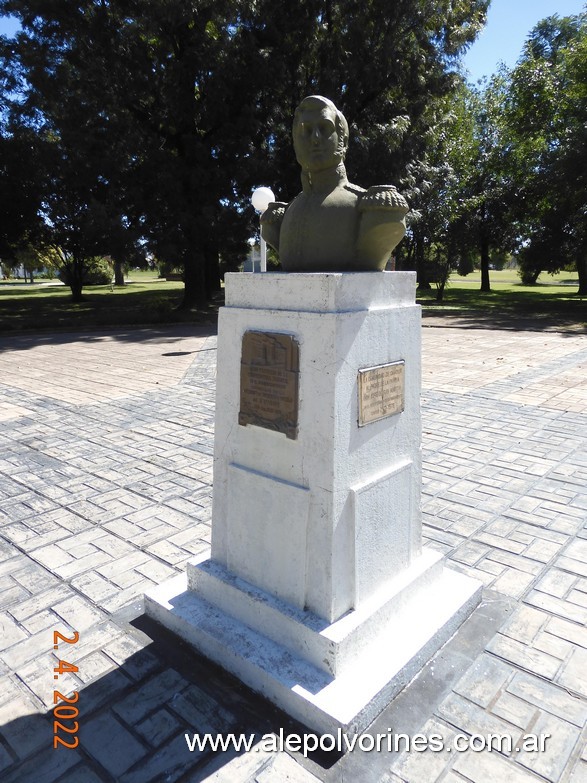 Foto: Cavour - Busto Gral San Martin - Cavour (Santa Fe), Argentina