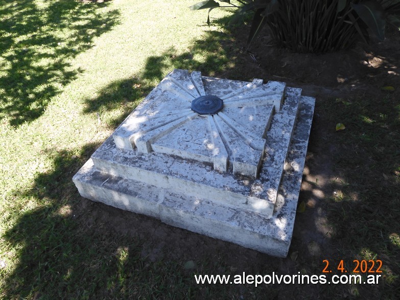 Foto: Pilar Santa Fe - Punto Nodal IGM - Pilar (Santa Fe), Argentina