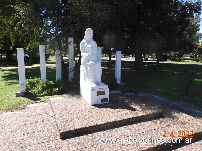 Foto: Pilar Santa Fe - Monumento a la Madre - Pilar (Santa Fe), Argentina