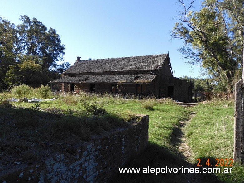 Foto: Estacion Granadero B. Bustos - Colonia Belgrano (Santa Fe), Argentina