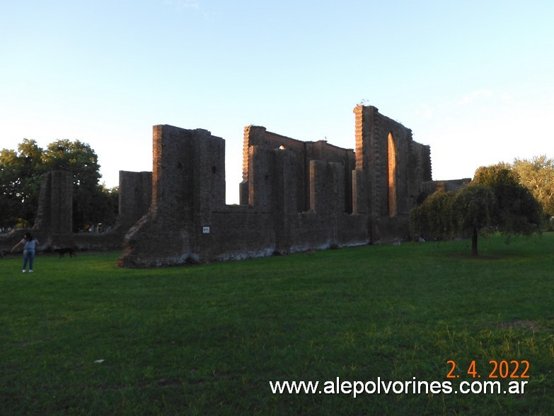 Foto: Galvez - Vieja Iglesia - Galvez (Santa Fe), Argentina