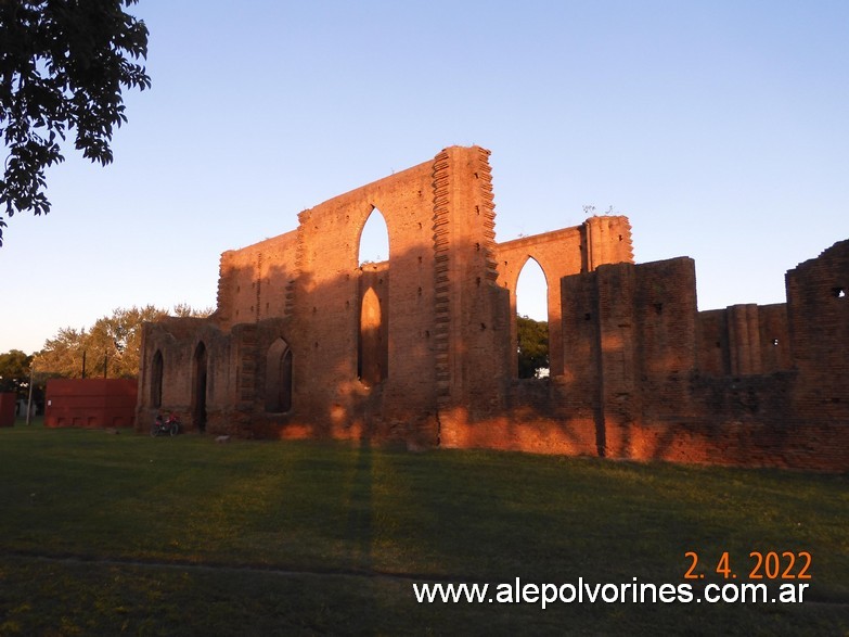 Foto: Galvez - Vieja Iglesia - Galvez (Santa Fe), Argentina