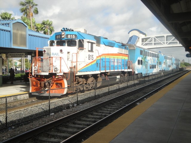 Foto: estación Metrorail Transfer, de Tri-Rail - Hialeah (Florida), Estados Unidos