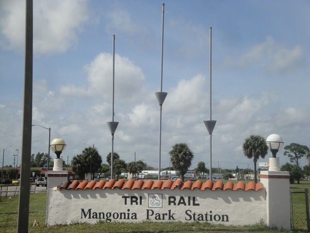 Foto: estación Mangonia Park, Tri-Rail - Mangonia Park (Florida), Estados Unidos