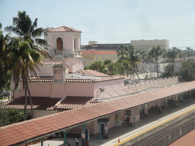 Foto: estación West Palm Beach, Tri-Rail - West Palm Beach (Florida), Estados Unidos