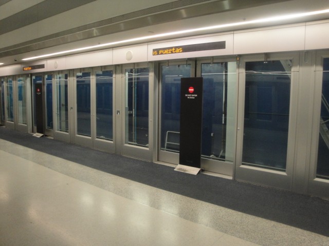 Foto: Mia Mover, el trencito del aeropuerto - Miami (Florida), Estados Unidos