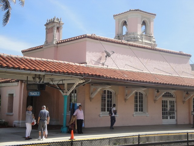 Foto: estación West Palm Beach, Tri-Rail - West Palm Beach (Florida), Estados Unidos