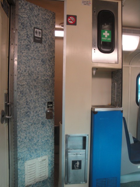 Foto: baño del tren - Tri-Rail (Florida), Estados Unidos