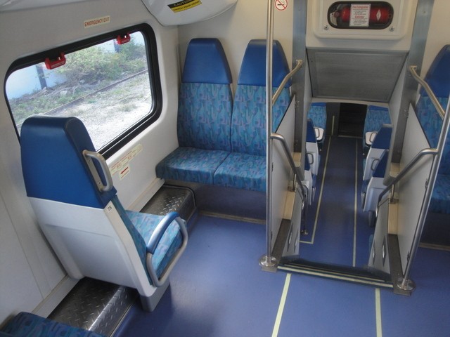 Foto: interior del tren - Tri-Rail (Florida), Estados Unidos