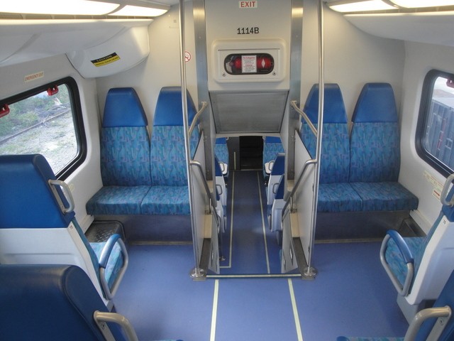 Foto: interior del tren - Tri-Rail (Florida), Estados Unidos