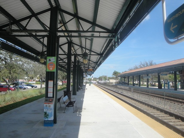 Foto: estación de Tri-Rail - Deerfield Beach (Florida), Estados Unidos