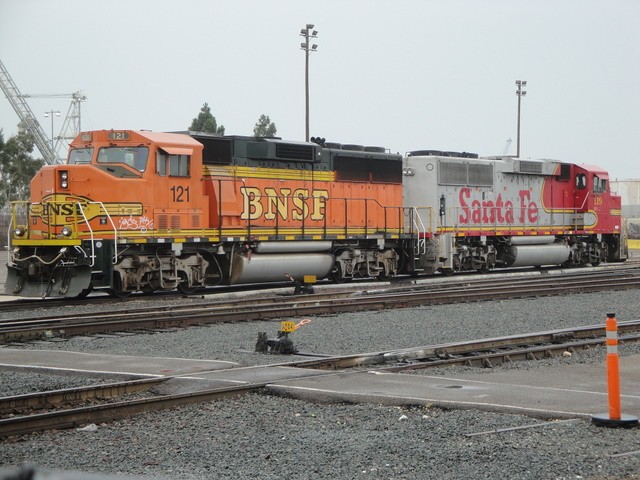 Foto: locomotoras del FC Burlington Northern & Santa Fe - San Diego (California), Estados Unidos
