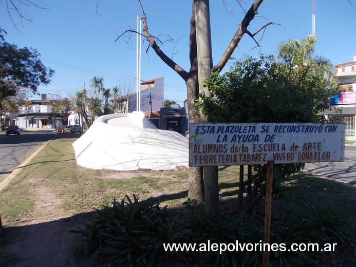Foto: Pilar - Plazoleta - Pilar (Buenos Aires), Argentina