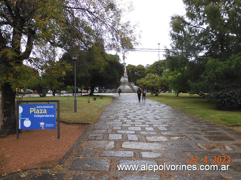 Foto: San José ROU - Plaza Independencia - San Jose (San José), Uruguay
