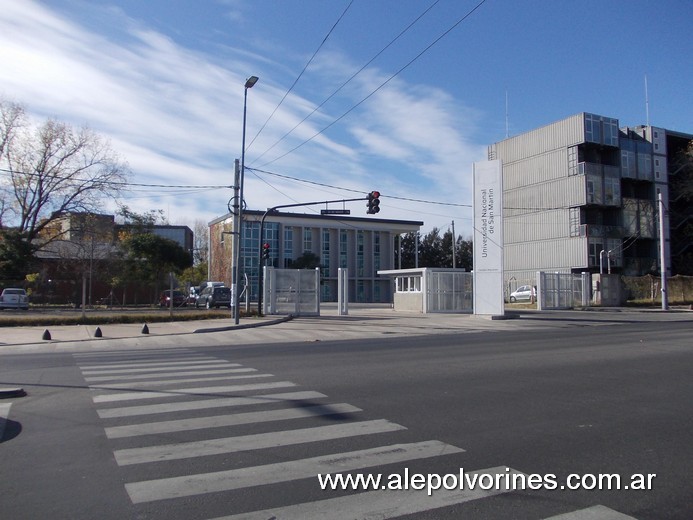 Foto: San Martin - Universidad Nacional - San Martin (Buenos Aires), Argentina