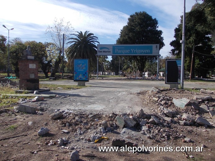 Foto: San Martin - Parque Yrigoyen - San Martin (Buenos Aires), Argentina