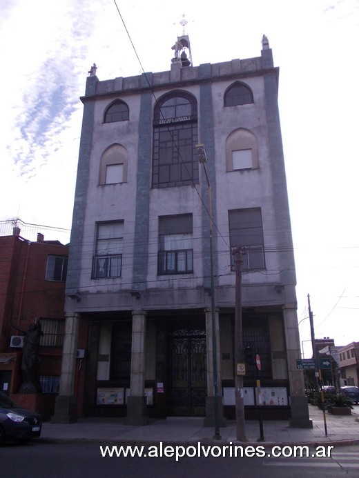 Foto: San Martin - Parroquia NS del Líbano - San Martin (Buenos Aires), Argentina