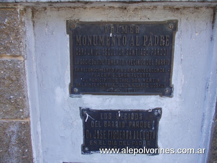 Foto: San Martin - Monumento al Padre - San Martin (Buenos Aires), Argentina