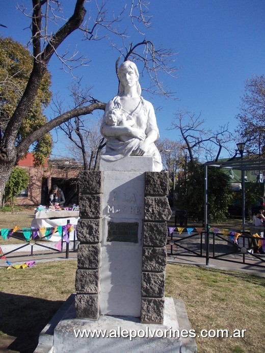 Foto: San Martin - Monumento a la Madre - San Martin (Buenos Aires), Argentina