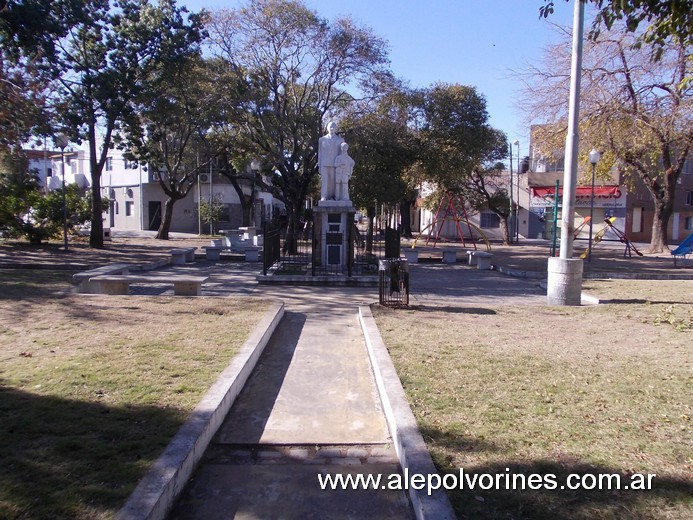 Foto: San Martin - Plaza Figueroa Alcorta - San Martin (Buenos Aires), Argentina