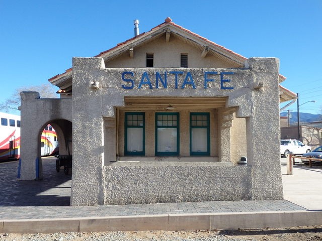 Foto: estación terminal del tren Rail Runner - Santa Fe (New Mexico), Estados Unidos