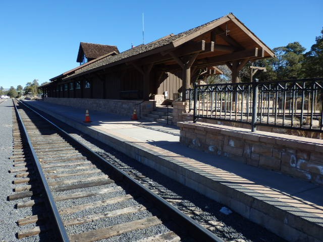 Foto: estación del tren turístico Grand Canyon Railway - Grand Canyon Village (Arizona), Estados Unidos