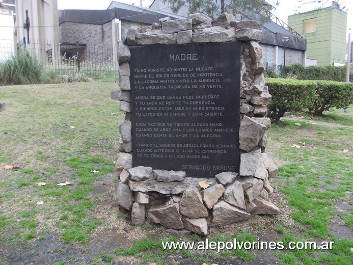 Foto: San Martin - Monumento a la Madre - San Martin (Buenos Aires), Argentina