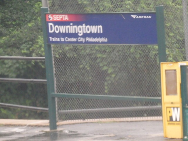 Foto: nomenclador de la estación Downingtown - Downingtown (Pennsylvania), Estados Unidos