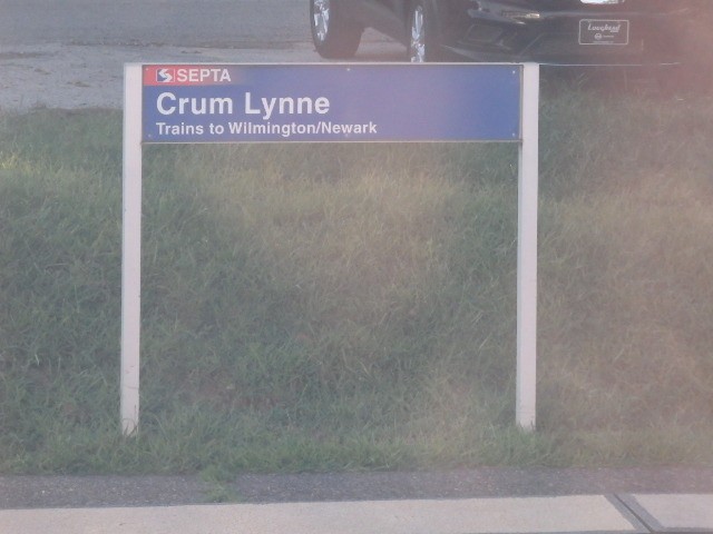 Foto: nomenclador de la estación Crum Lynne - Ridley Park (Pennsylvania), Estados Unidos